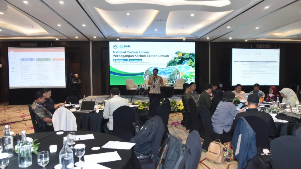 PLTS Terapung Saguling Capai 47 Persen, Target Operasi Bergeser ke April 2027